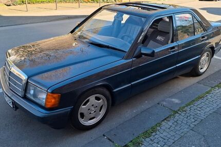 Mercedes-Benz 190 278.000 km 2.999 &euro; Wuppertal 42283