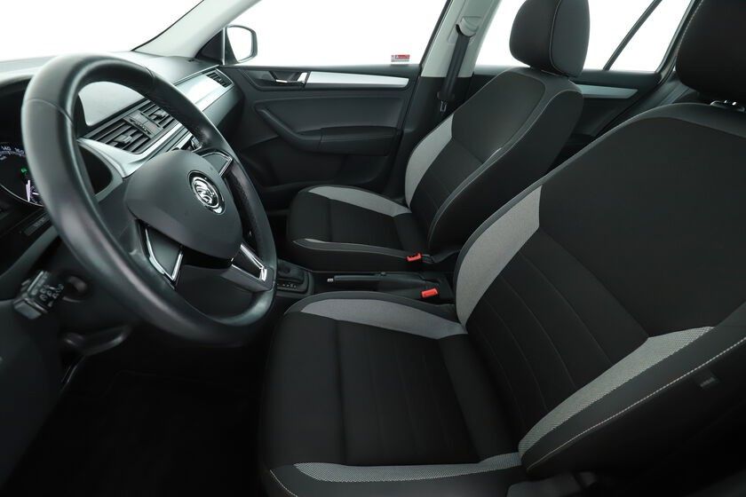 Skoda Rapid 97.000 km 12.000 &euro; Bergisch Gladbach 51429