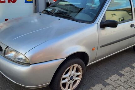 Ford Fiesta 175.000 km 1.100 &euro; Bergisch Gladbach 51469