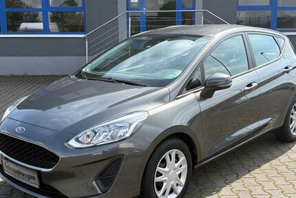 Ford Fiesta 77.665 km 9.950 &euro; Monheim am Rhein 40789