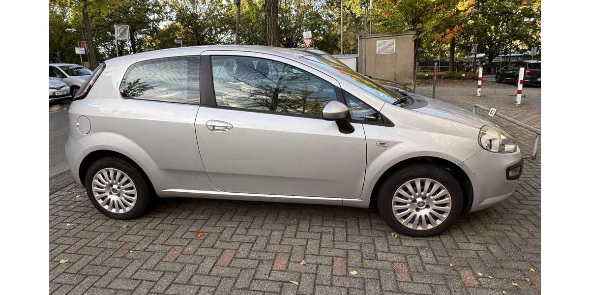 Fiat Punto 116.330 km 3.300 € wuppertal 42327