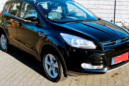 Ford Kuga 120.000 km 10.900 € Ennepetal 58256