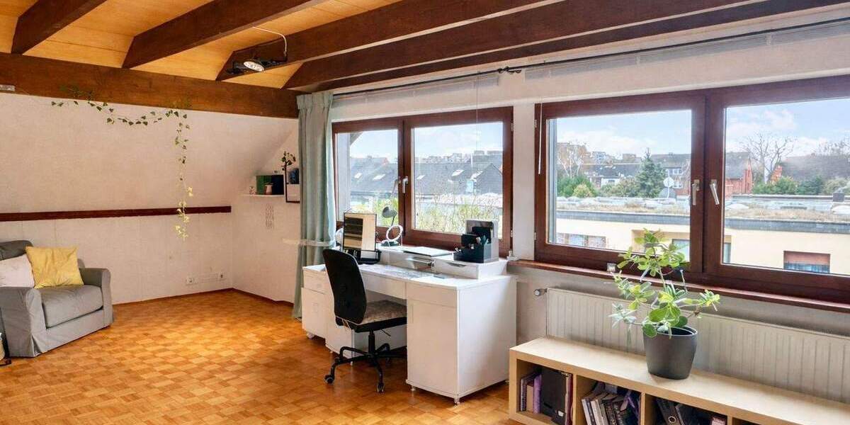 Einfamilienhaus Ratingen West - 7 Zimmer, 650.000&euro; | Angebot:24916359