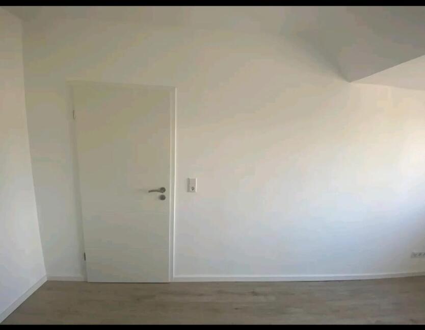 Spichernstr, 3 Zimmer, KDB, Balkon, 77 qm, Laminat zimmer