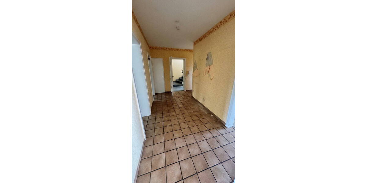 Etagenwohnung Düsseldorf Lörick - 4 Zimmer, 93 m&sup2;, 444.400&euro; | Angebot:26768924