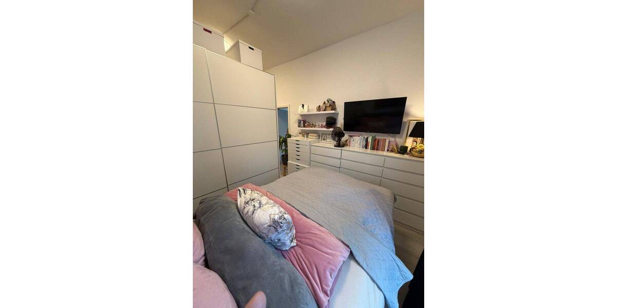 Etagenwohnung Düsseldorf Rath - 2 Zimmer, 41 m&sup2;, 164.000&euro; | Angebot:26919400