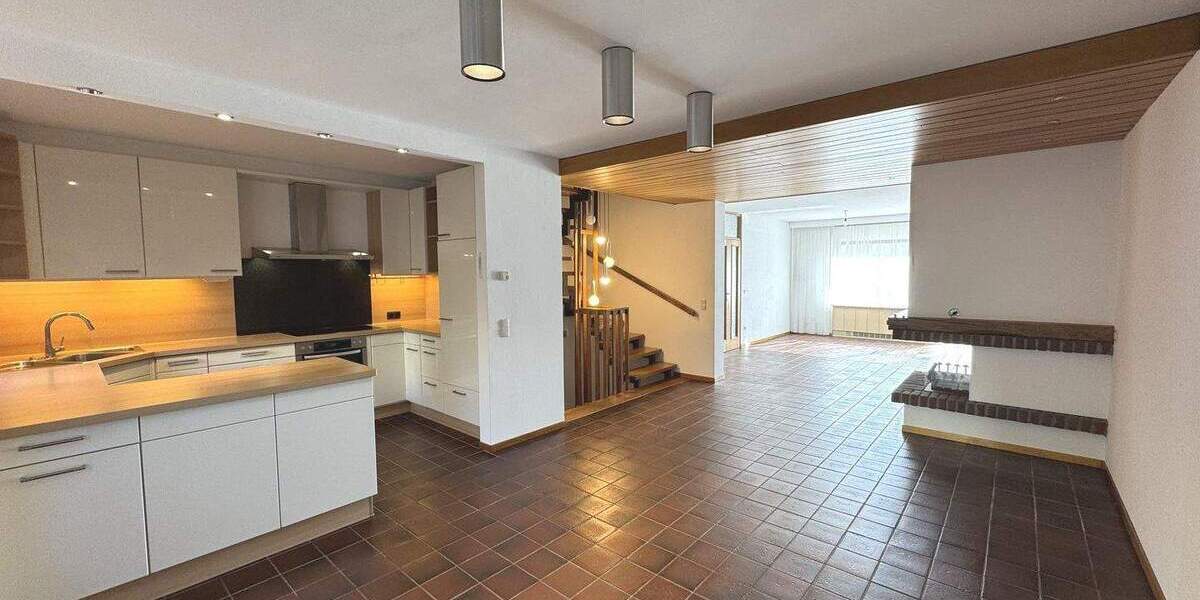 Reihenmittelhaus Burscheid - 6 Zimmer, 122 m&sup2;, 395.000&euro; | Angebot:24437255