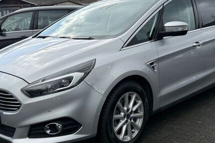 Ford S-Max 202.000 km 10.900 &euro; Bergisch Gladbach 51469