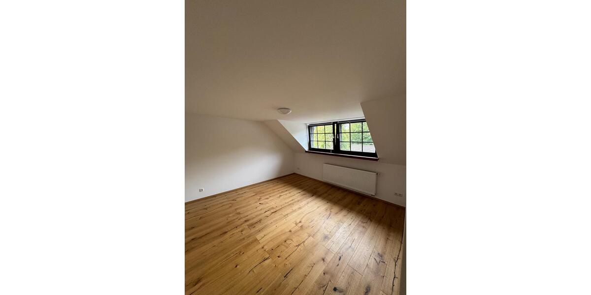 Dachgeschoßwohnung Köln Heimersdorf - 3 Zimmer, 78 m&sup2;, 395.000&euro; | Angebot:25544570