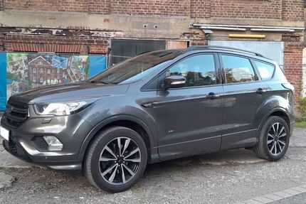 Ford Kuga 80.200 km 15.599 &euro; Leverkusen 51371