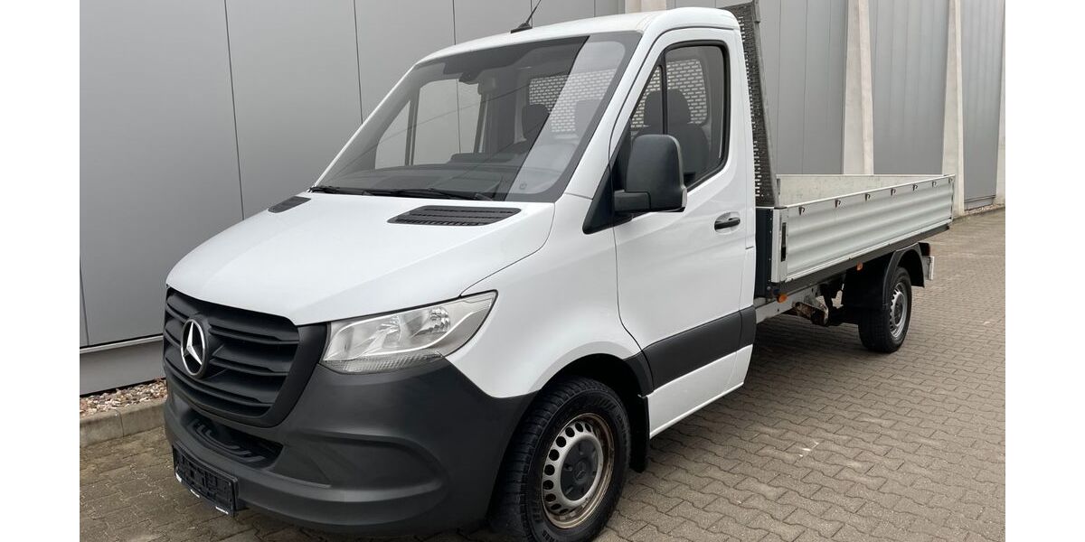 Mercedes-Benz Sprinter 113.000 km 20.825 &euro; Düsseldorf 40231