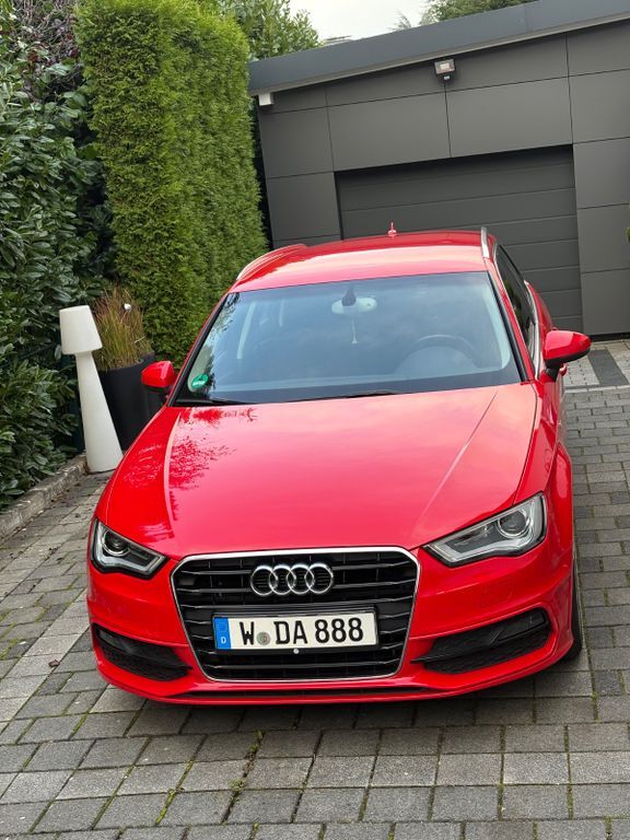 Audi A3 150.000 km 11.000 € Wuppertal 42389