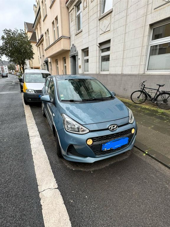 i10