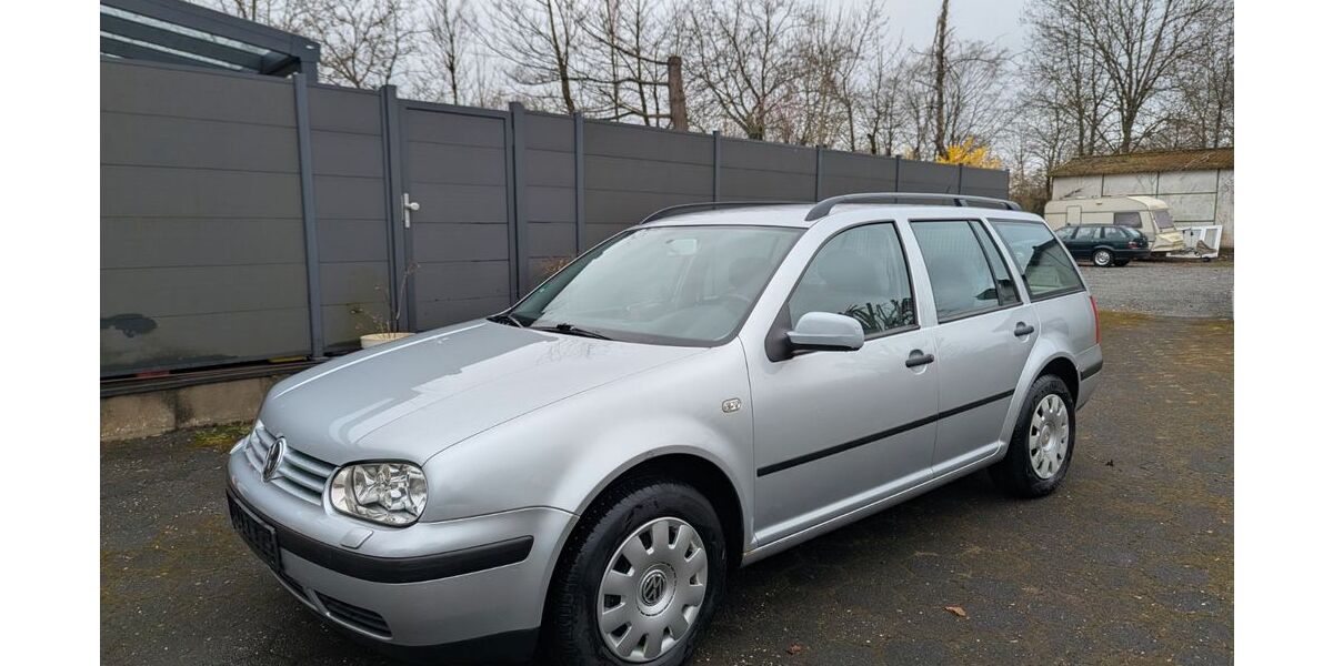 VW Golf 115.000 km 3.200 &euro; Wermelskirchen 42929