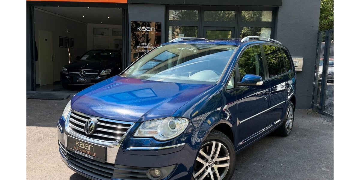 VW Touran 404.000 km 3.999 &euro; Köln 51107
