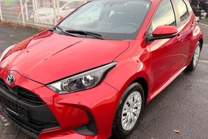 Toyota Yaris 71.284 km 14.790 &euro; Köln 51065