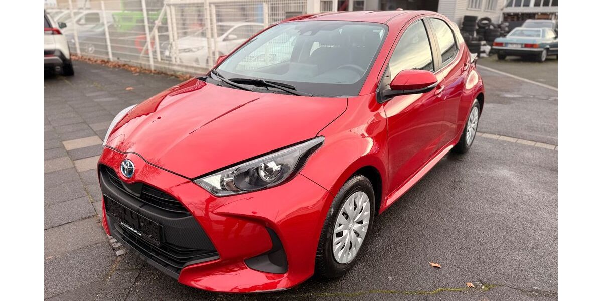 Toyota Yaris 71.284 km 14.790 &euro; Köln 51065