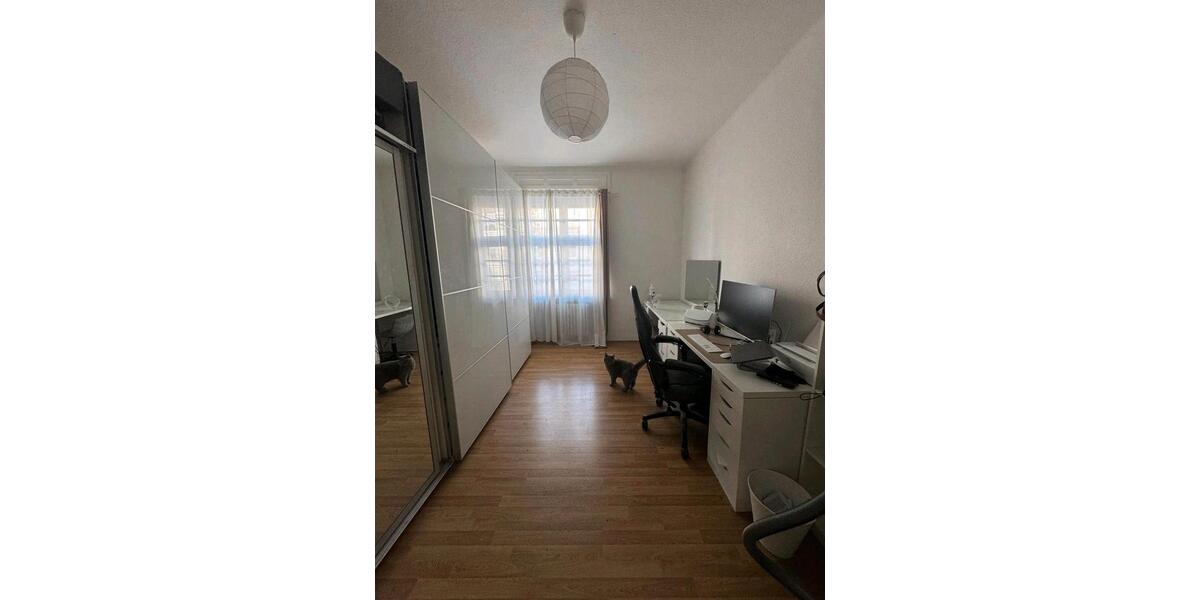 Etagenwohnung Wülfrath - 4 Zimmer, 110 m&sup2;, 975&euro; | Angebot:25987313