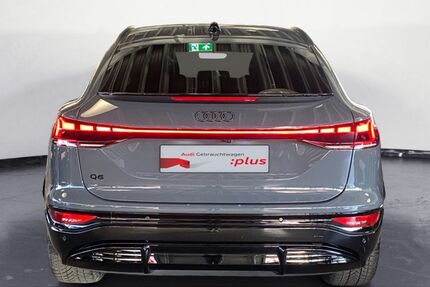 Audi Q6 e-tron 7.055 km 66.980 € Hilden 40721