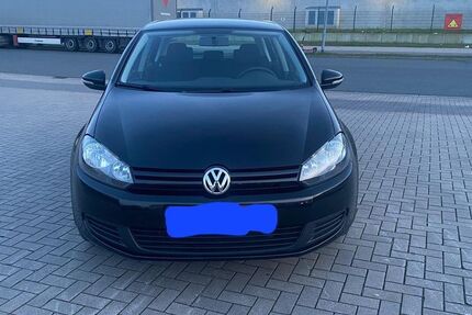 VW Golf 179.000 km 4.100 &euro; Düsseldorf 40223