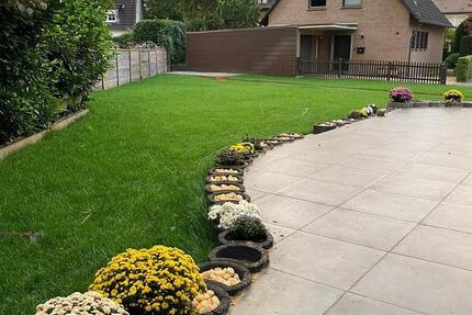 Haus Düsseldorf Stadtbezirk 5 - 6 Zimmer, 250 m&sup2;, 2.800&euro; | Angebot:24851125