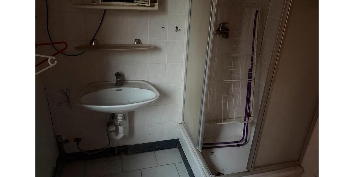 Mehrfamilienhaus, Wohnhaus Leverkusen Alkenrath - 8 Zimmer, 240 m&sup2;, 69.000&euro; | Angebot:24324031