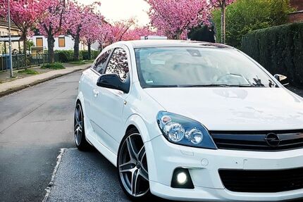 Opel Astra 125.000 km 5.890 &euro; Duisburg 47269