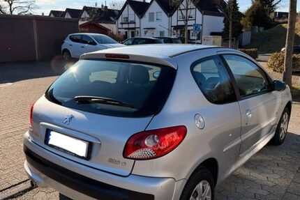 Peugeot 206 140.500 km 3.200 &euro; Ratingen 40880