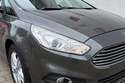Ford S-Max 270.000 km 5.990 &euro; Bergisch Gladbach 51467