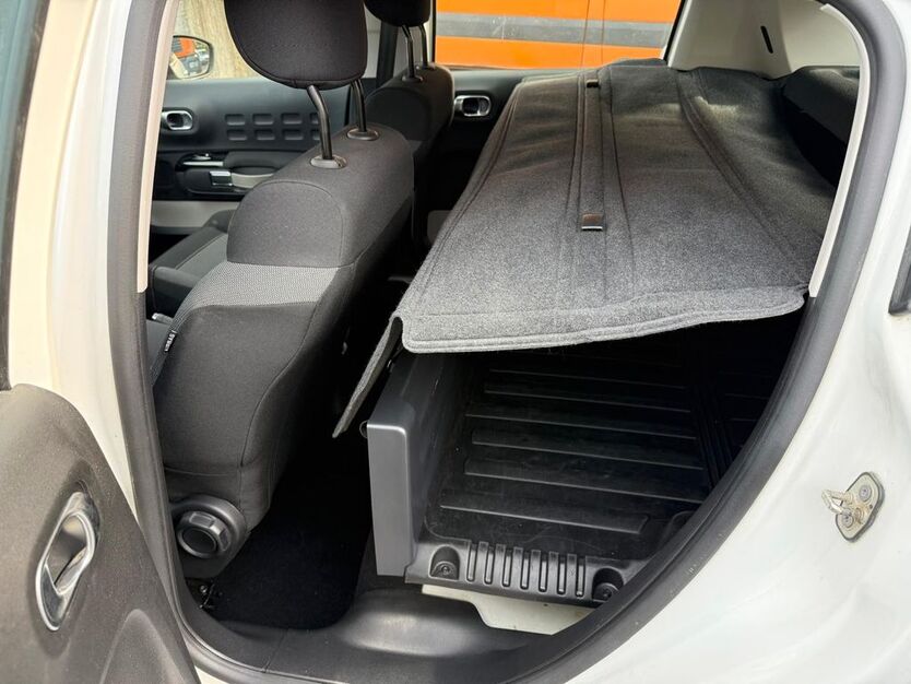 Citroen C3 92.611 km 7.378 € Düsseldorf 40237