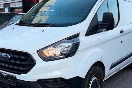 Ford Transit Custom 162.000 km 9.499 &euro; Remscheid 42853