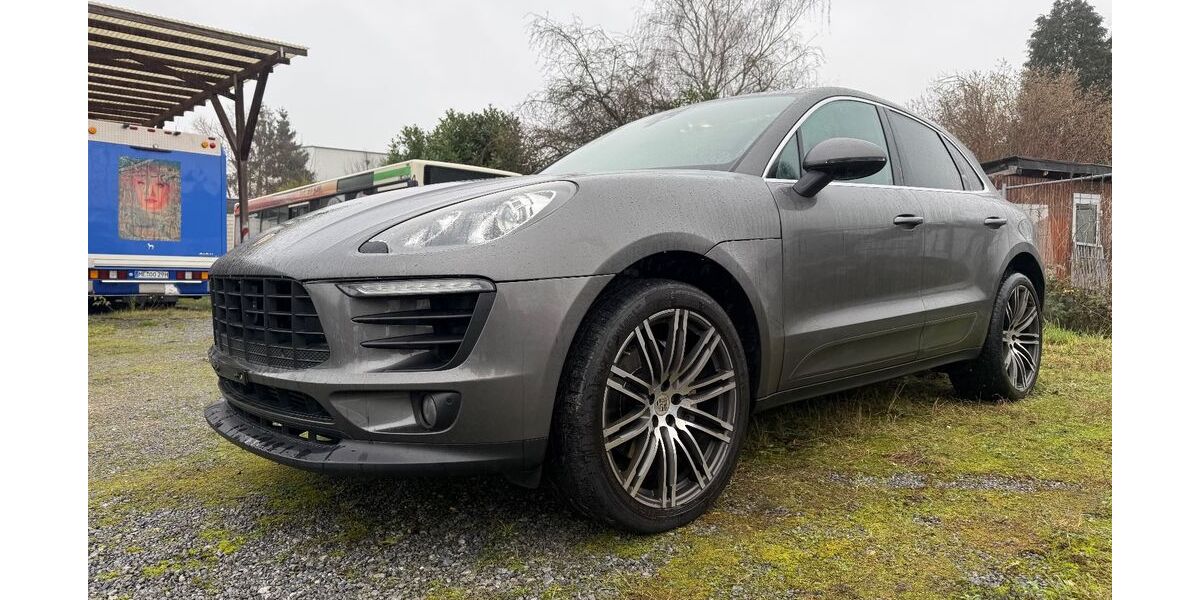 Porsche Macan 267.300 km 21.800 € Hilden 40721
