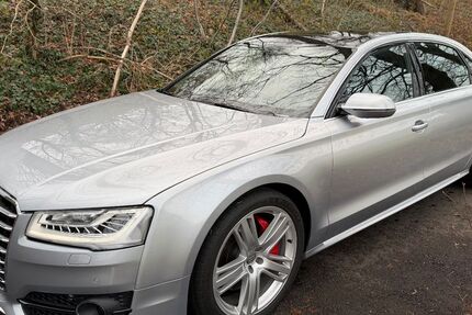 Audi A8 212.413 km 22.600 &euro; Wuppertal 42285