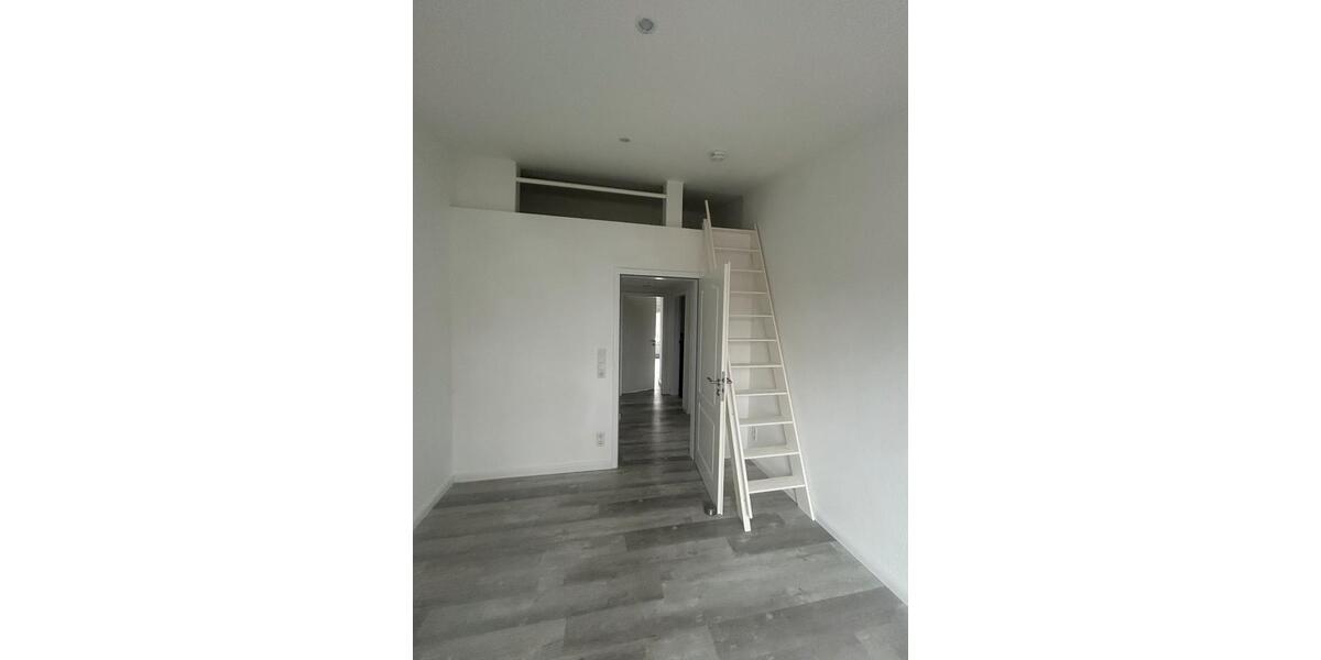 Dachgeschoßwohnung Remscheid Remscheid-Süd - 3 Zimmer, 61 m&sup2;, 783&euro; | Angebot:24854725