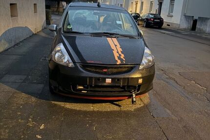 Honda Jazz 204.365 km 1.800 &euro; Solingen 42651