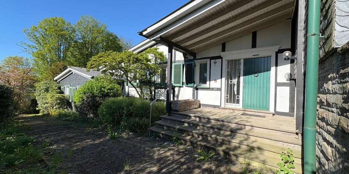 Einfamilienhaus Wipperfürth - 8 Zimmer, 246 m&sup2;, 650.000&euro; | Angebot:25375278