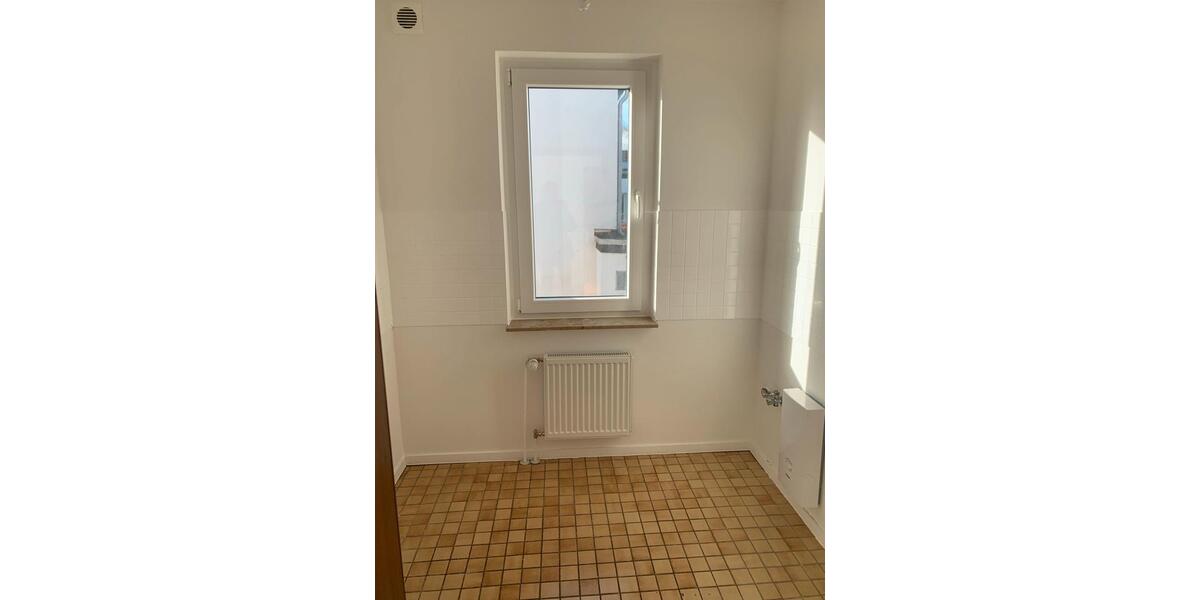 Etagenwohnung Haan - 2 Zimmer, 60 m&sup2;, 680&euro; | Angebot:24849000