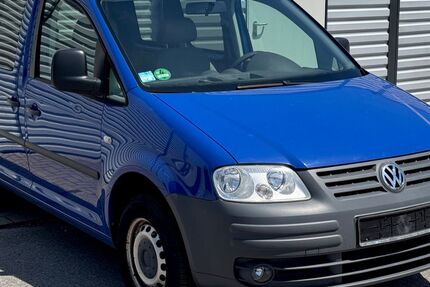 VW Caddy 147.127 km 4.990 &euro; Solingen 42719