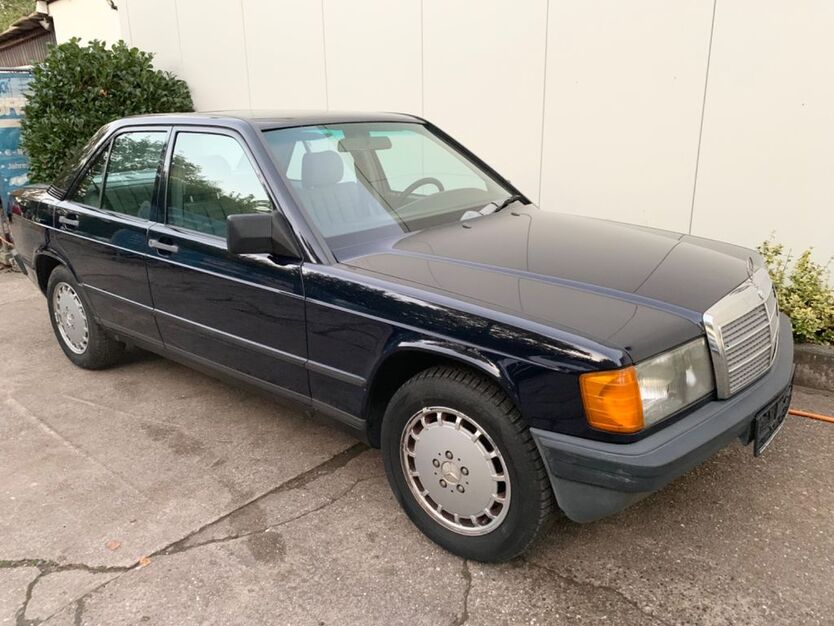 Mercedes-Benz 190 239.898 km 6.995 € Köln 51107