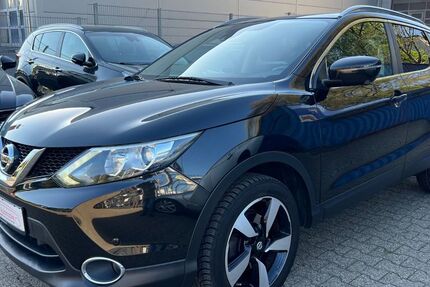 Nissan Qashqai 98.370 km 9.990 &euro; Wuppertal 42109