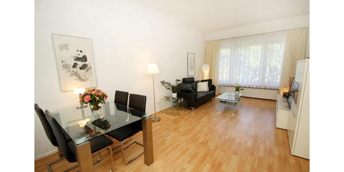 Etagenwohnung Düsseldorf Stadtbezirk 2 - 2 Zimmer, 65 m&sup2;, 2.000&euro; | Angebot:27632245