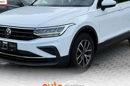 VW Tiguan 56.973 km 22.829 &euro; Hilden 40721