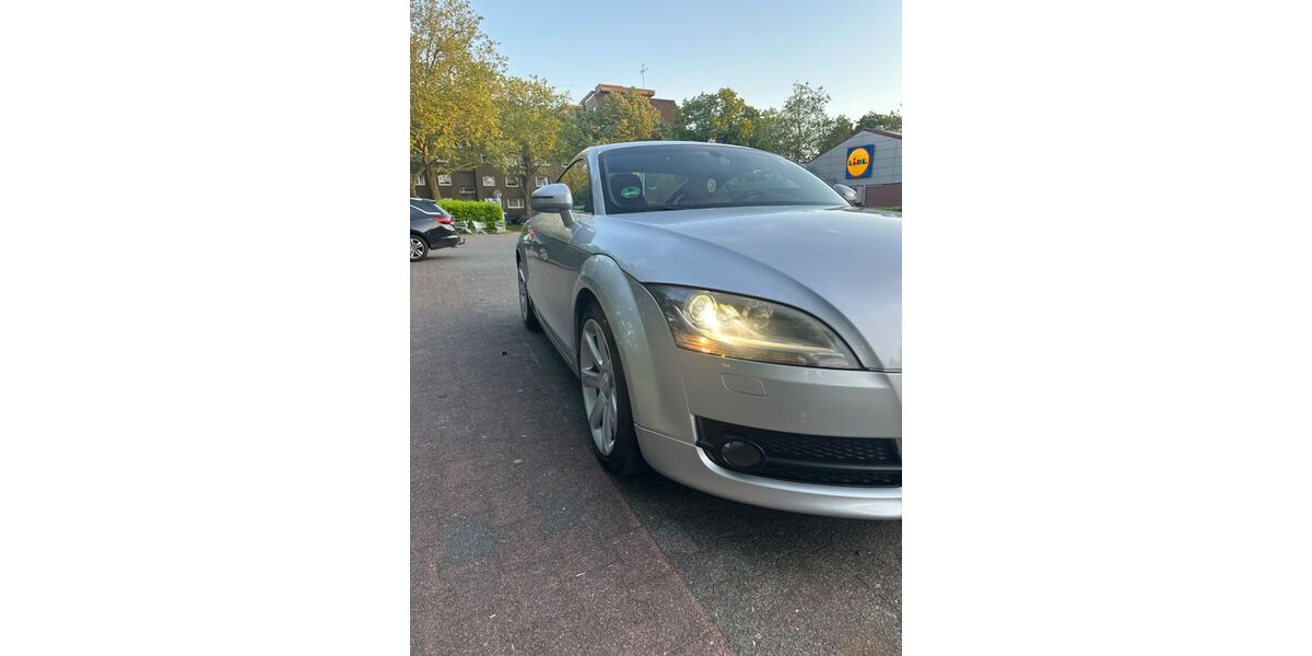 Audi TT 193.600 km 9.499 &euro; Köln 51107