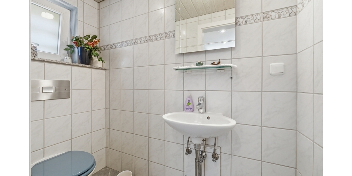 Modernisiert & energieeffizient! 161 m² Wohnkomfort mit Wärmepumpe, PV-Anlage in einer Sackgasse. - Reihenmittelhaus Pulheim | Angebot:27212381