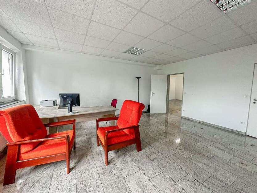 Büro in Düsseldorf 3.200 € 300 m²