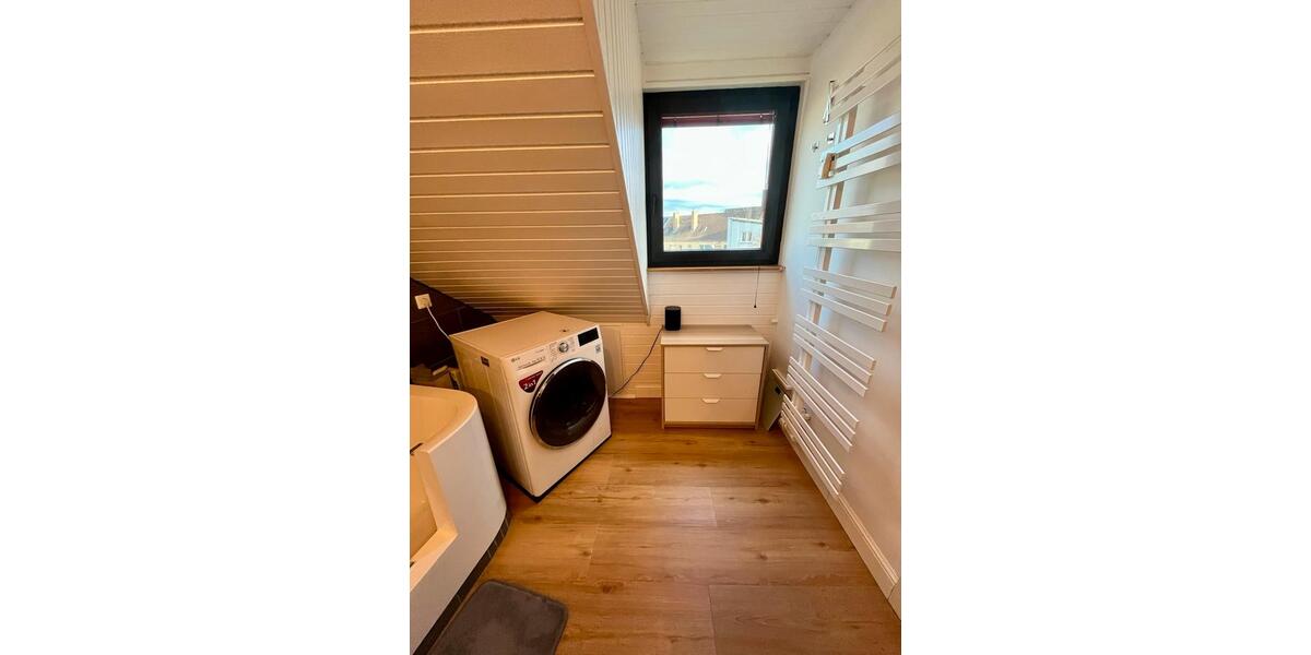 Etagenwohnung Düsseldorf Flingern Süd - 3 Zimmer, 95 m&sup2;, 650.000&euro; | Angebot:24996367