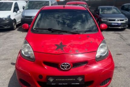 Toyota Aygo (X) 125.000 km 2.499 € Wuppertal 42283