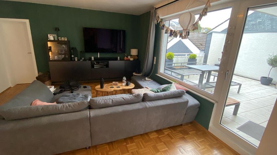Etagenwohnung Hückeswagen - 2.5 Zimmer, 84 m&sup2;, 270.000&euro; | Angebot:23706440