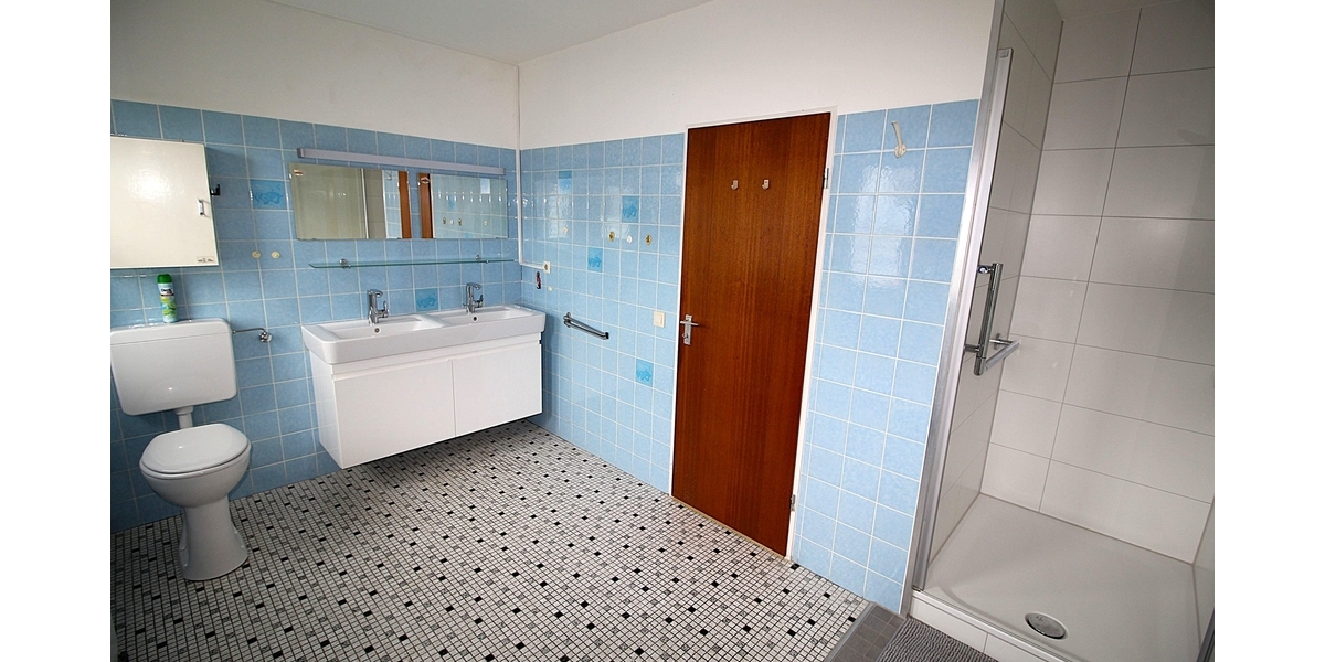 Klassisches, gut gepflegtes Reihenmittelhaus mit schönem Garten und Garage. Top Lage von Witzhelden! - Einfamilienhaus Leichlingen / Witzhelden Witzhelden | Angebot:25920125