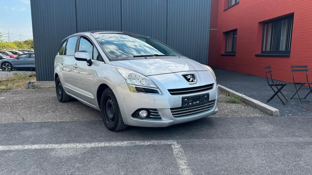 Peugeot 5008 198.200 km 4.500 &euro; Neuss 41472
